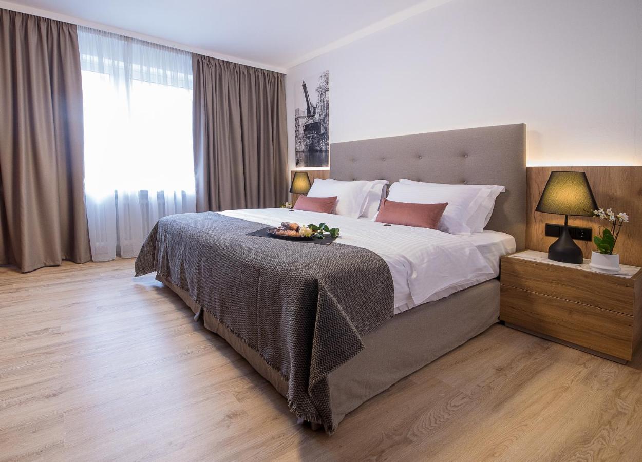Gaestehaus Zum Roten Hahn Lüneburg Dış mekan fotoğraf